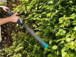 GARDENA Accu Heggenschaar EasyCut Li -Tuingereedschaps Winkel gardena accu heggenschaar easycut li 1619704830 1 l
