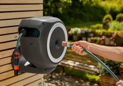 GARDENA Wandslangenbox 15 RollUp S Wit 6 GARDENA Wandslangenbox 15 RollUp S Wit -Tuingereedschaps Winkel gardena wandslangenbox 15 rollup s wit 1619704856 l